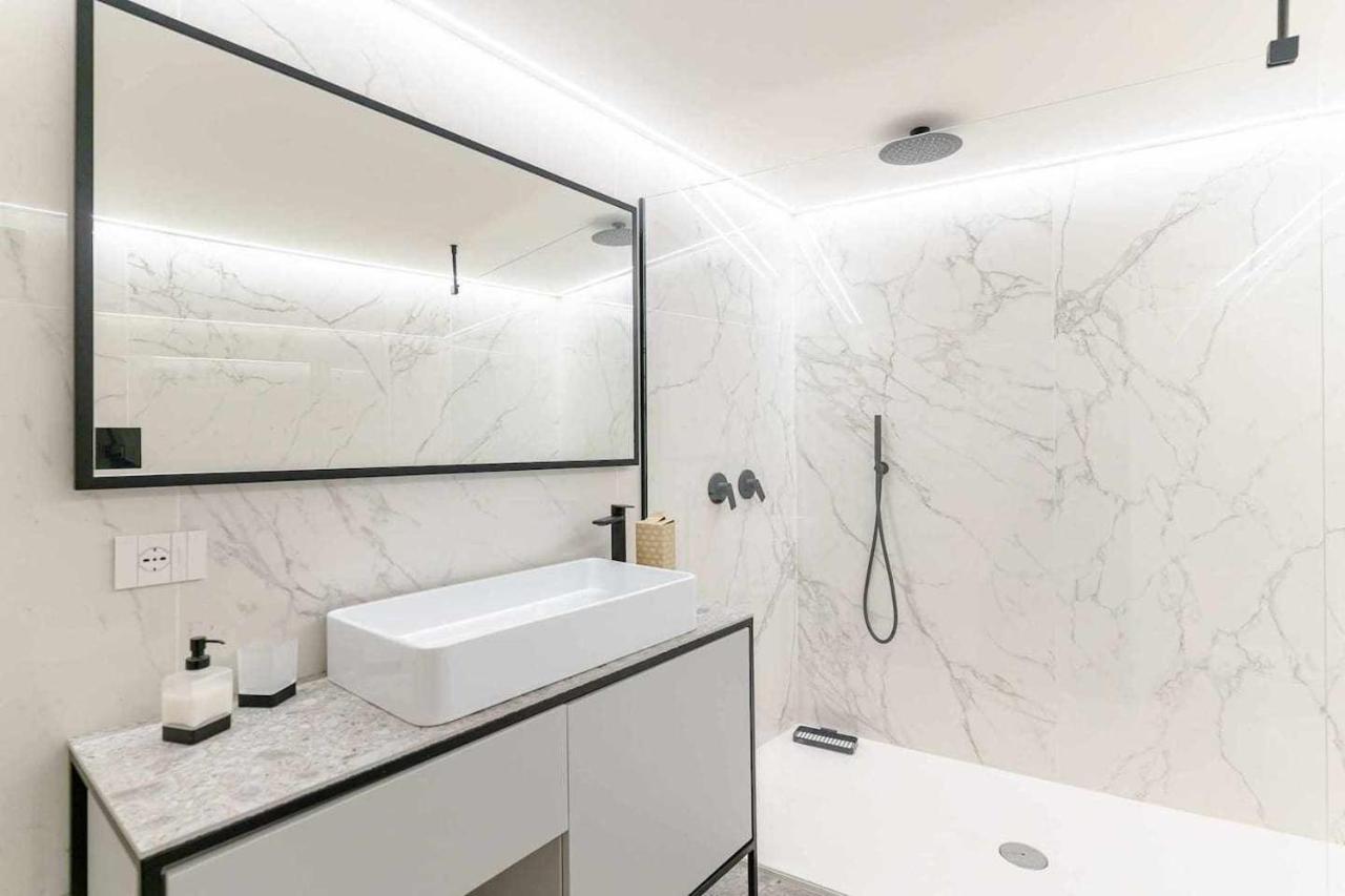 Crociferi Luxury Apartment Aeroporto di Catania Fontana Rossa Esterno foto